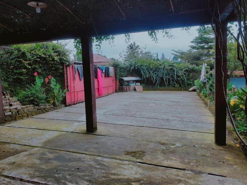 Villa Bata Merah By Spazie Paragajen Bagian luar foto